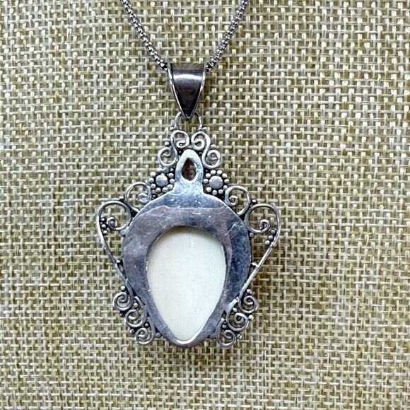 NF Carved Goddess Face Amethyst 14K Gold and 925 Sterling Silver Necklace - Picture 6 of 11